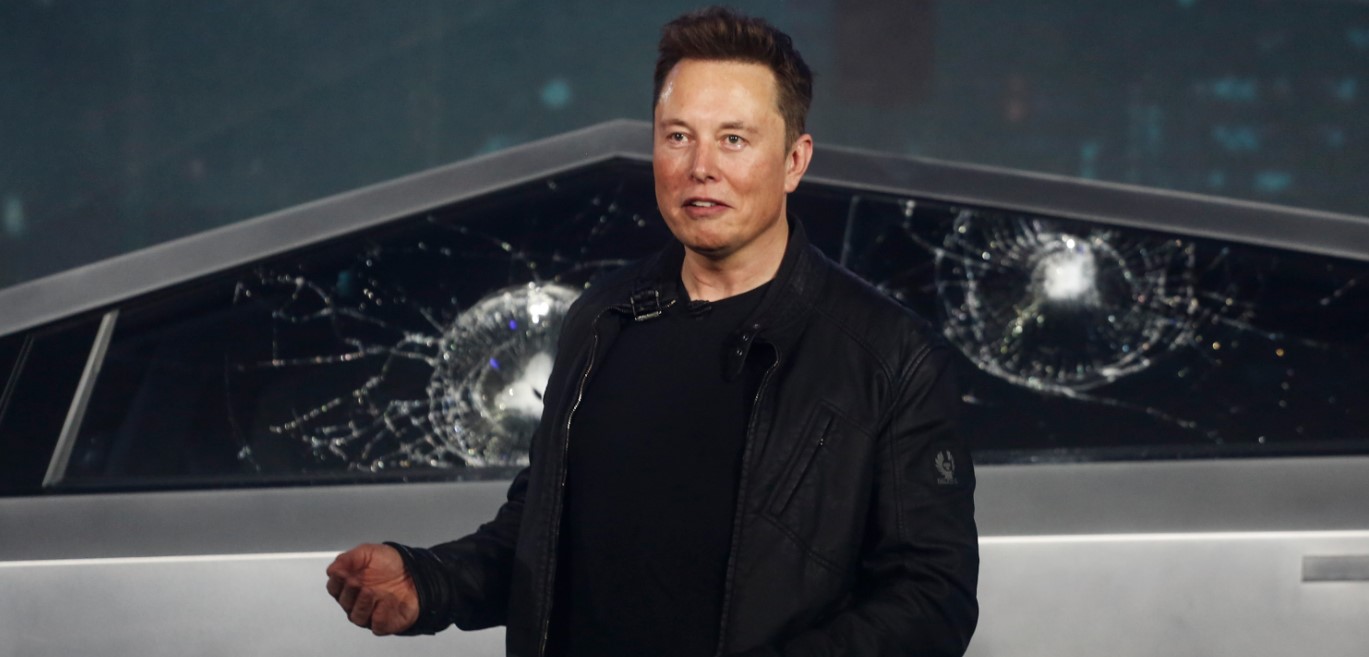 Илон Маск признался в любви к русскому языку - изображение обложка