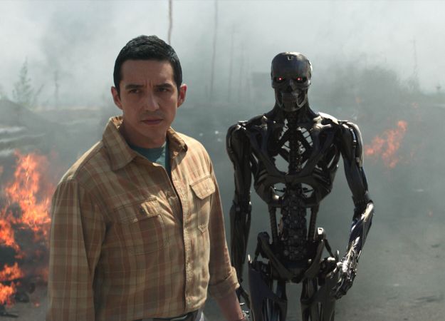 Устрашающий взгляд робота-убийцы на новом постере «Терминатора: Темные судьбы» - изображение обложка