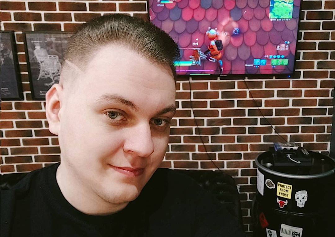 Девушка Хованского назвала состояние блогера в СИЗО крайне подавленным - изображение обложка