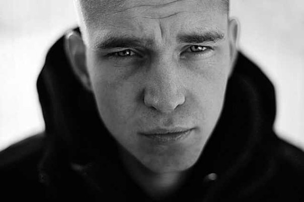 «Испанский стыд»: как Интернет отреагировал на баттл Гуфа и Птахи - изображение обложка