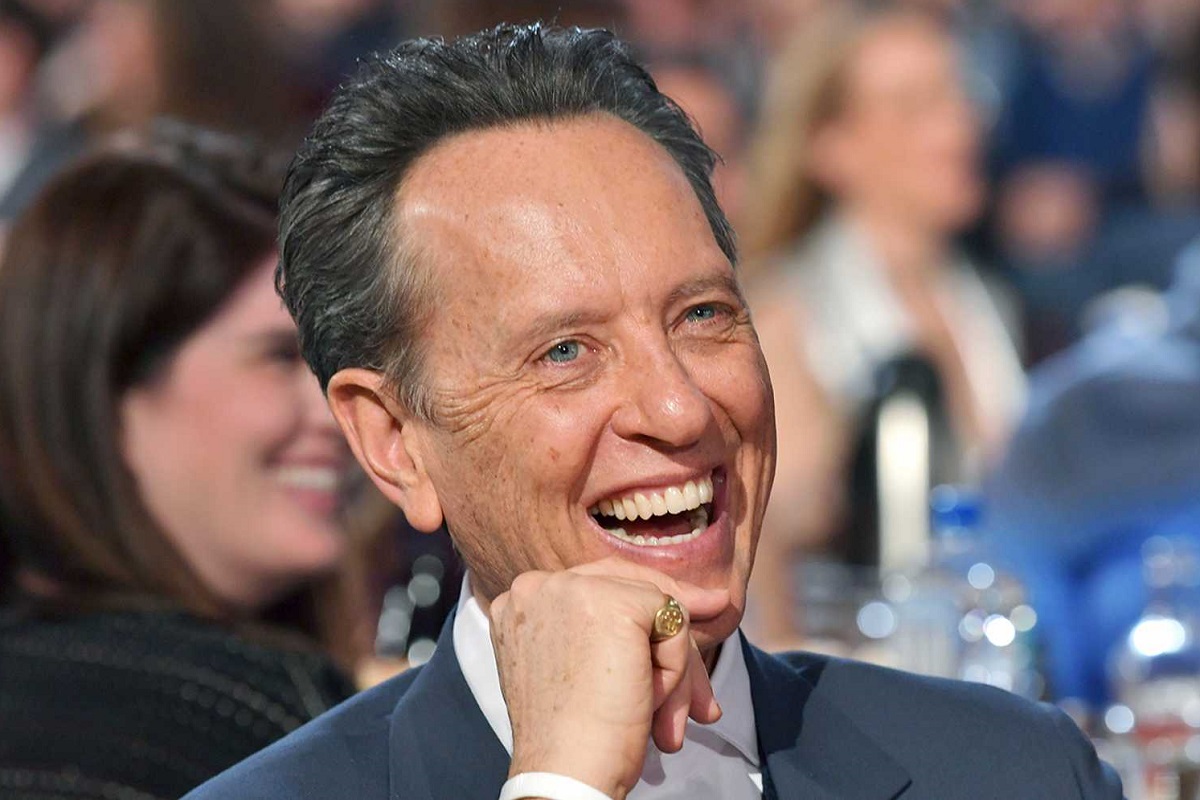 У сериала «Локи» пополнение. Ричард Э. Грант стал частью актерского состава - изображение обложка