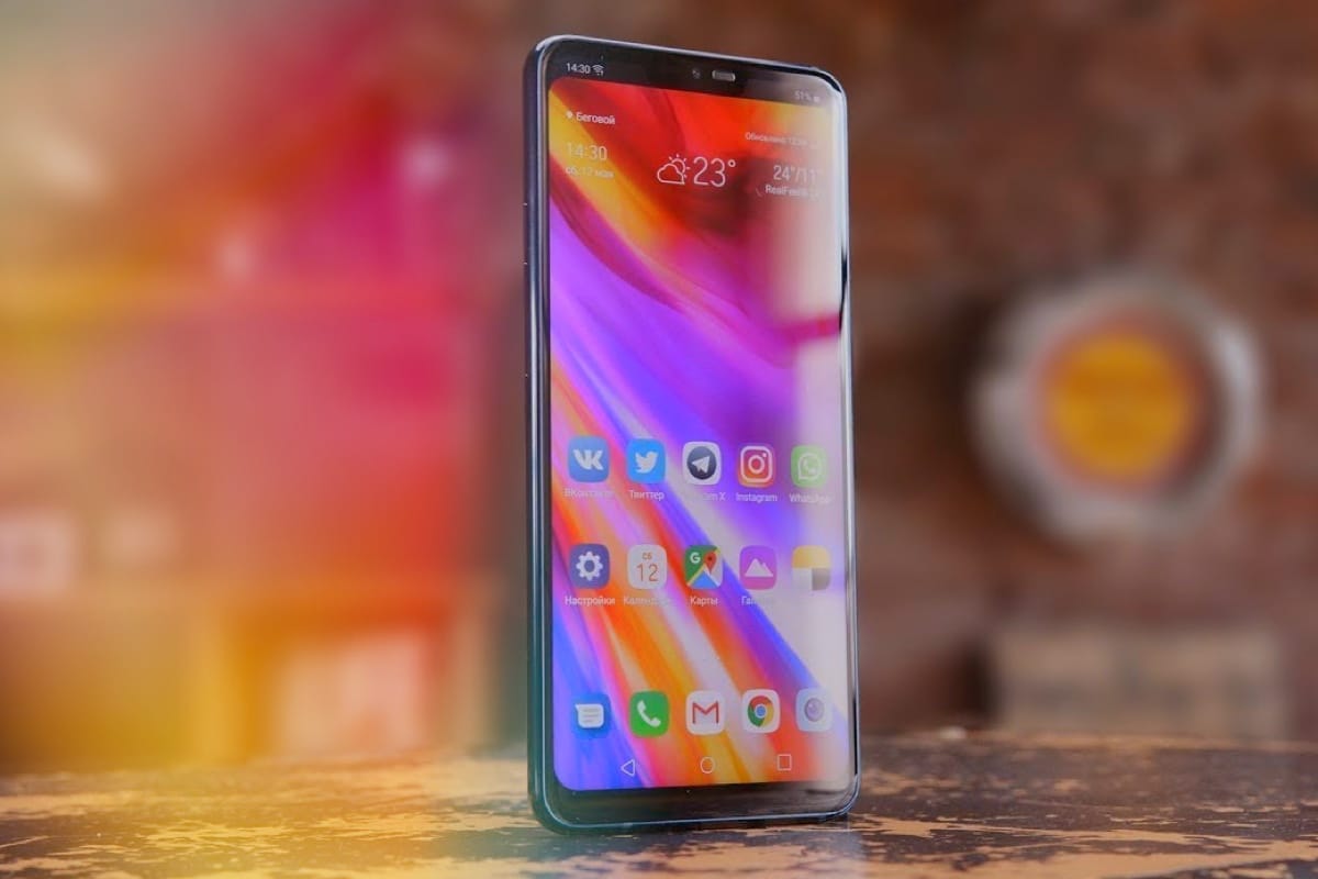 Выбираем лучшие флагманы 2019 года - изображение обложка