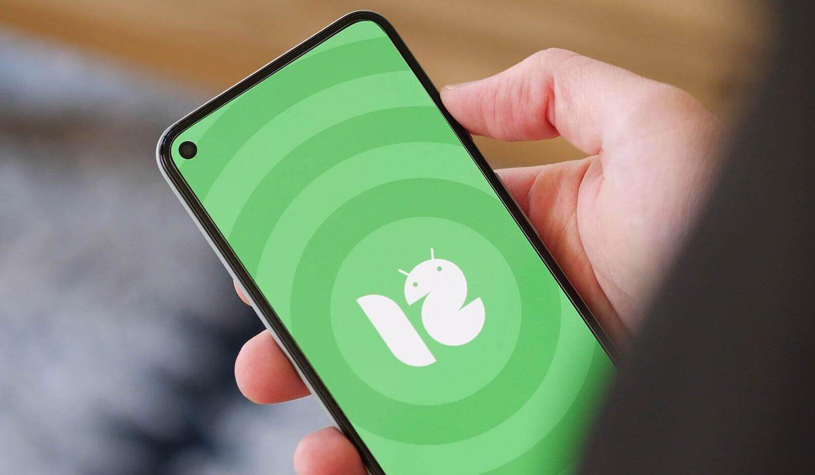 Появился новый список устройств Xiaomi, Redmi и Poco, которые обновятся до Android 12 - изображение обложка