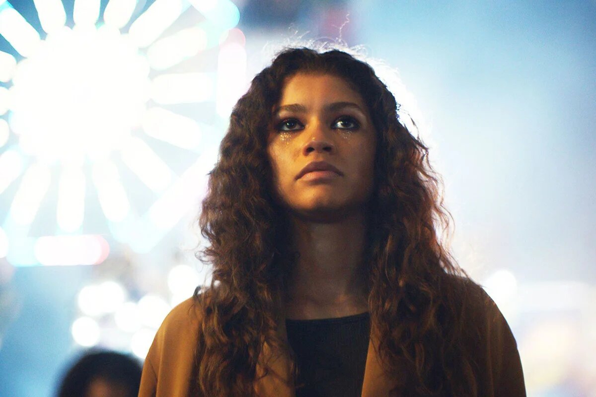 Обложка: кадр из сериала «Эйфория»