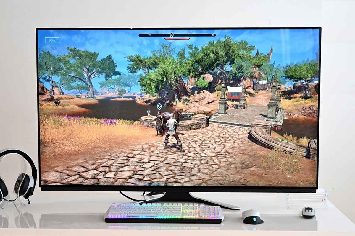 Alienware выпустила 55-дюймовый игровой монитор за 267 000 рублей - изображение обложка