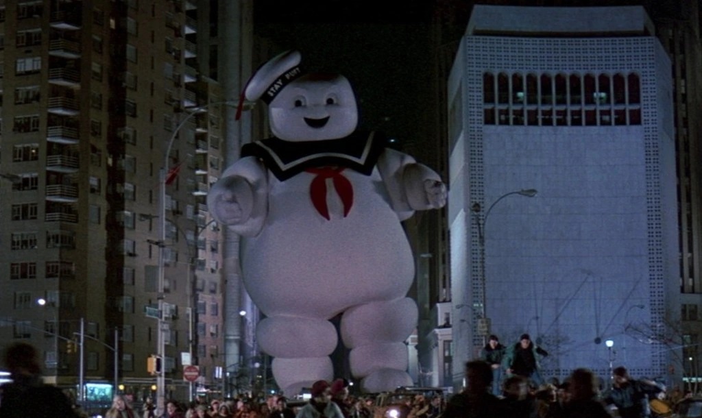 «Охотники за привидениями: Наследники»: показана армия Зефирных человечков из фильма - изображение обложка