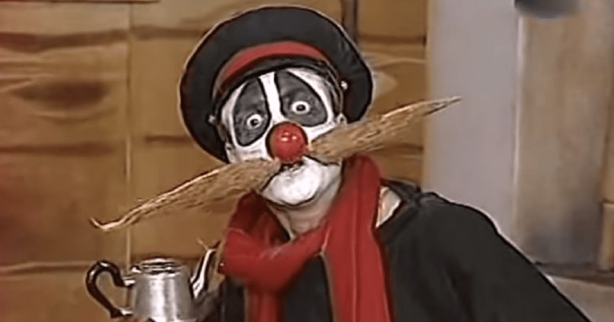 Чаще всего правообладатели просили «Яндекс» удалить ссылки на «Ёлки» и «Деревню дураков» - изображение обложка