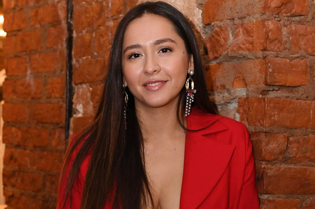 Манижа немного изменила песню «Russian Woman» для «Евровидения-2021» - изображение обложка