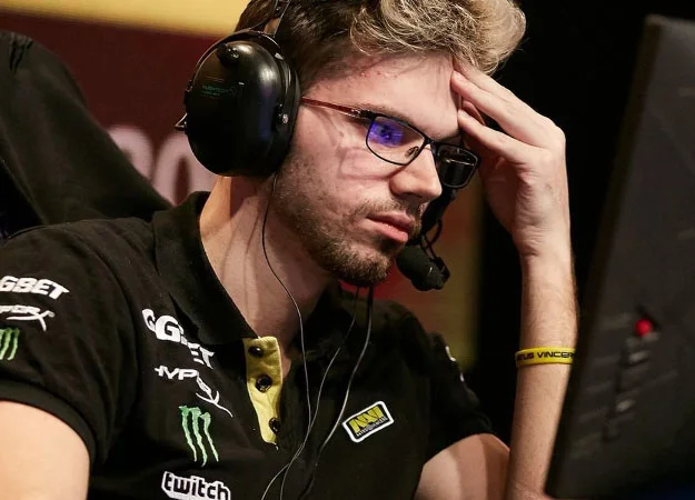 Natus Vincere отправила весь состав по Dota 2 в инактив до конца августа - изображение обложка