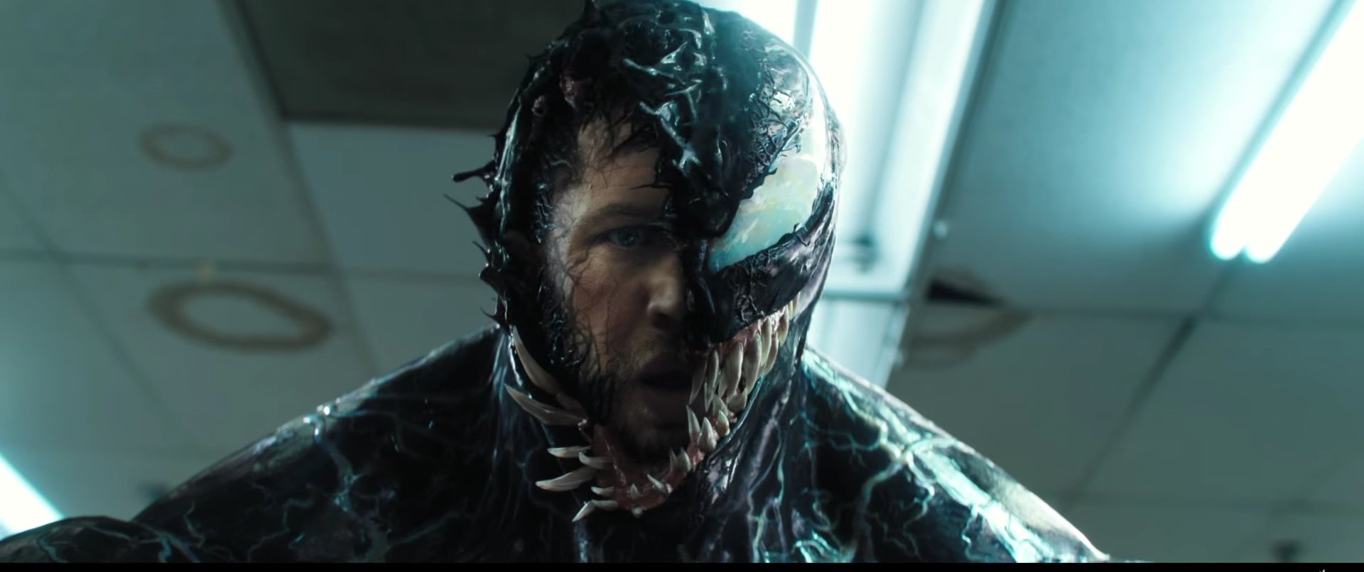 «Помоги выбраться из симбиота»: как Интернет отреагировал на трейлер «Венома» - изображение обложка