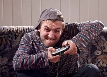 Средний возраст российского геймера достиг 33 лет - изображение обложка
