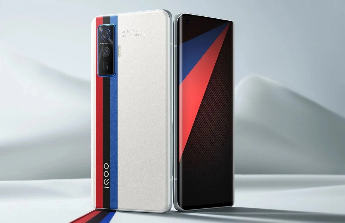 Представлен iQOO 7 — новый флагман на Snapdragon 888 с быстрой зарядкой 120 Вт - изображение обложка