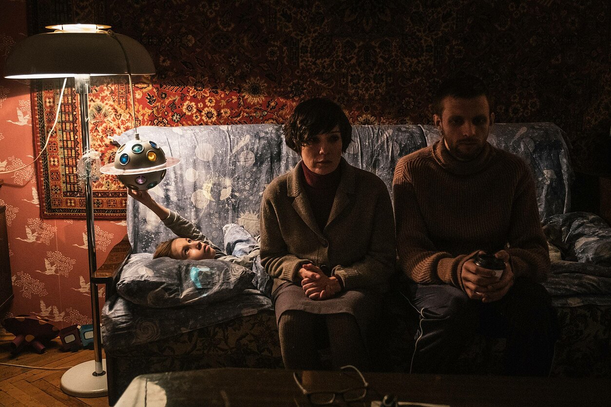 Появился сюрреалистичный постер фильма «Петровы в гриппе» Кирилла Серебренникова - изображение обложка