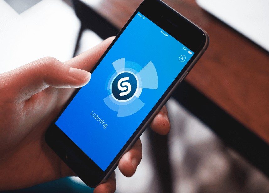 Apple купила сервис распознавания музыки Shazam. На порядок дешевле, чем Beats!