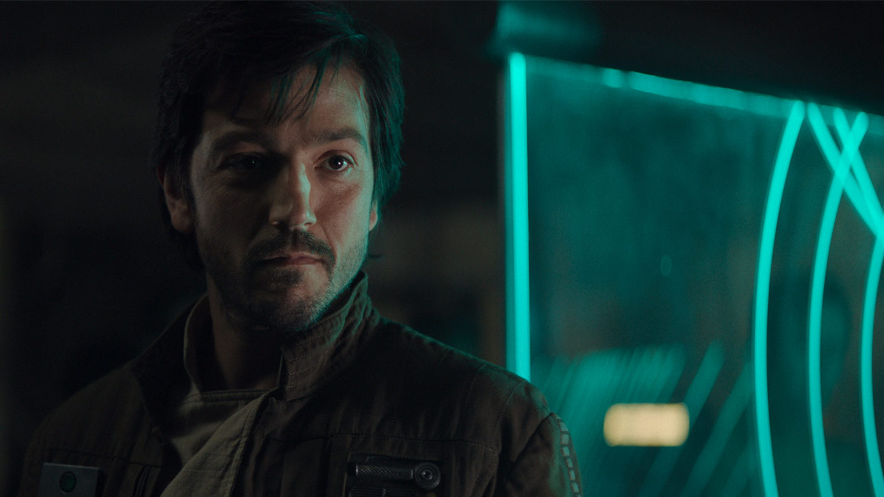 Стеллан Скарсгард похвалил сценарий сериала «Андор» из вселенной «Звёздных войн»
