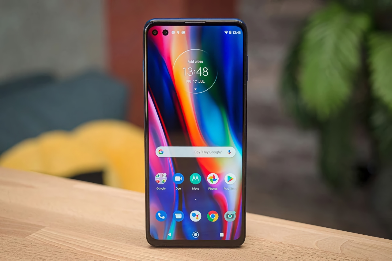 Опубликован список смартфонов Lenovo и Motorola, которые обновятся до Android 11 - изображение обложка