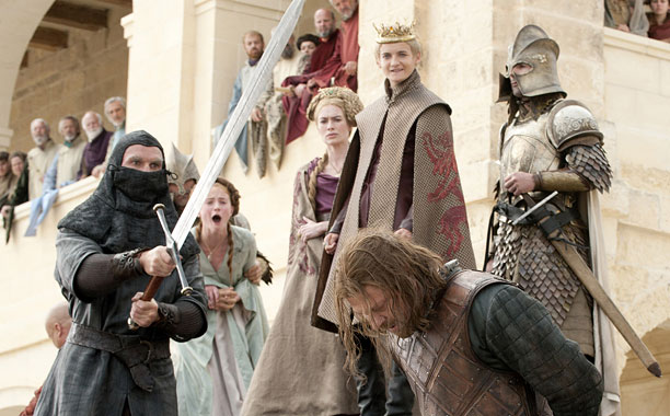 Шон Бин поделился воспоминаниями о съемках казни Неда Старка из «Игры престолов» - изображение обложка