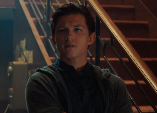 Питер Паркер жалуется Мистерио на жизнь в новом отрывке из «Человека-паука: Вдали от дома» - изображение обложка