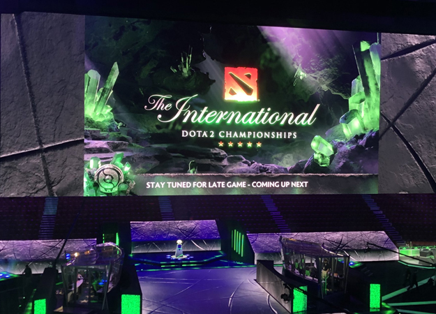 Первый матч прогеймеров по Dota 2 и ботов OpenAI Five состоится уже сегодня, 22 августа - изображение обложка