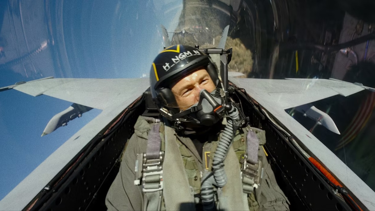 Обложка: кадр из фильма «Топ Ган: Мэверик»