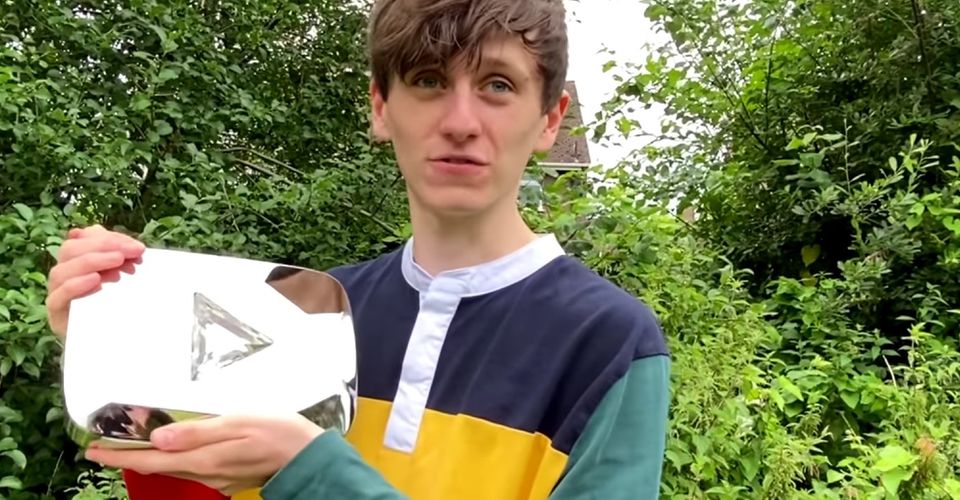 YouTube-блогер нашел способ получить бриллиантовую кнопку без 10 млн подписчиков