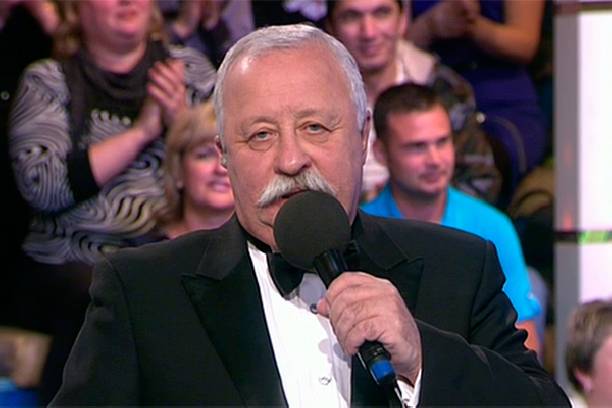 Ролик о том, как Леонид Якубович круто побеждает в Mortal Kombat, вернулся на YouTube [обновлено] - изображение обложка