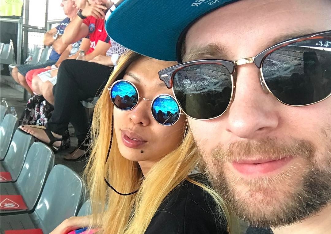 Покер, караоке и девушка Келли. Чем живет олдскульный дотер Loda   - изображение обложка