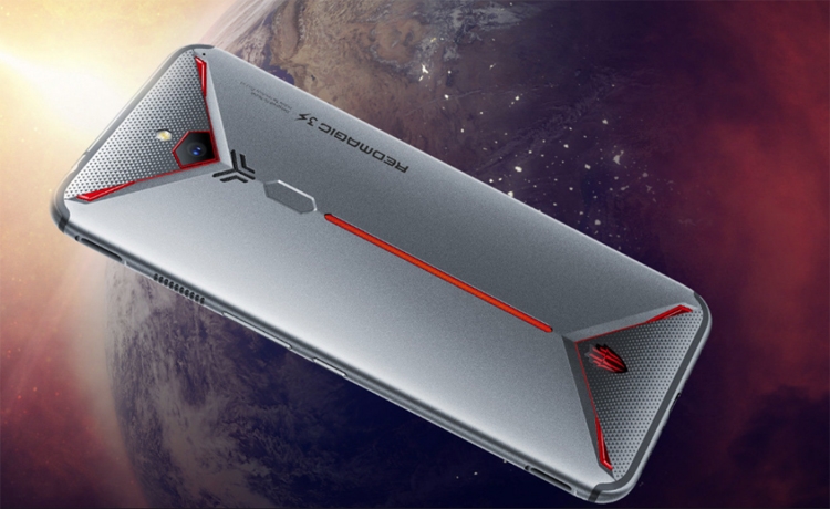 ZTE представила новый геймерский смартфон Nubia Red Magic 3S с вентилятором для охлаждения - изображение обложка