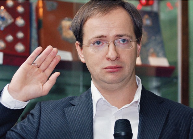 Минкульт хочет поднять пошлины на голливудские фильмы в тысячу раз - изображение обложка