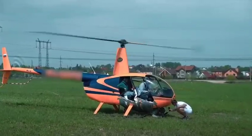 Михаил Литвин скотчем примотал человека к вертолёту и полетал. СК начал проверку - изображение обложка