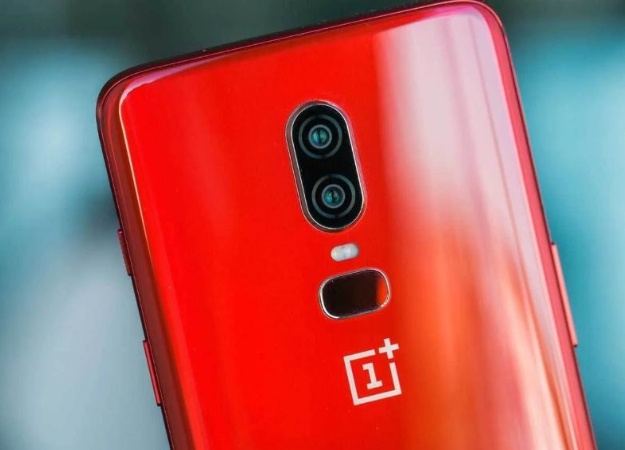 Опубликованы рендеры флагмана слайдера OnePlus 7 - изображение обложка