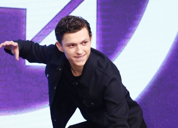 Все смеются над Томом Холландом: он вечно все спойлерит! Впрочем, Марк Руффало тоже хорош - изображение обложка