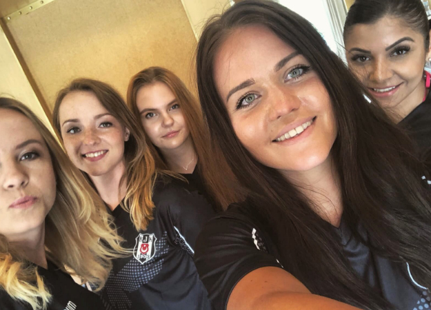 Женская команда по CS: GO смогла взять только 10 раундов за три карты против мужских коллективов - изображение обложка