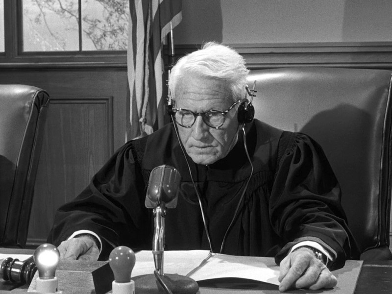 Российские суды решили запустить свой YouTube-канал - изображение обложка