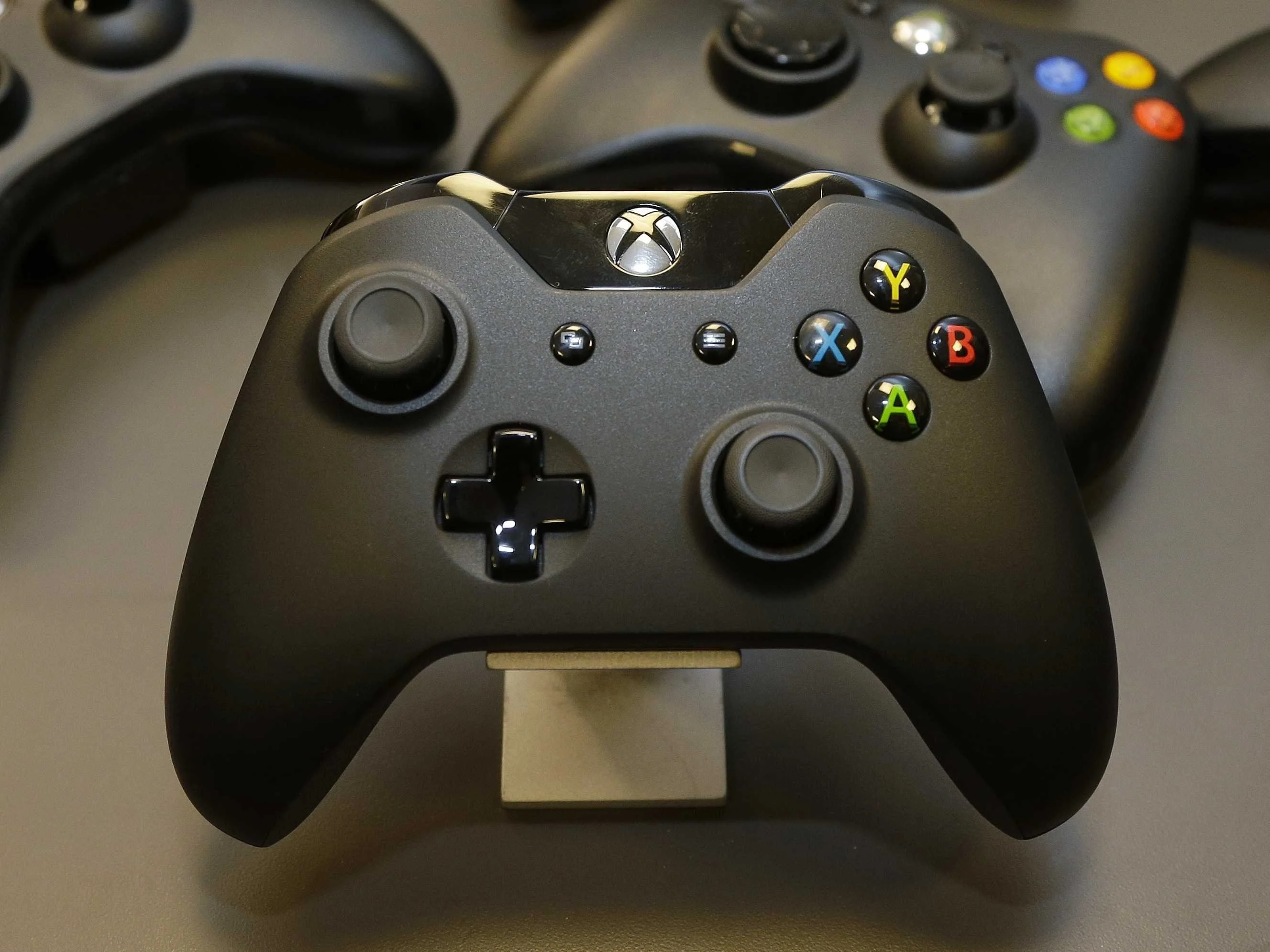 Xbox One может обзавестись мышкой и клавиатурой - изображение обложка