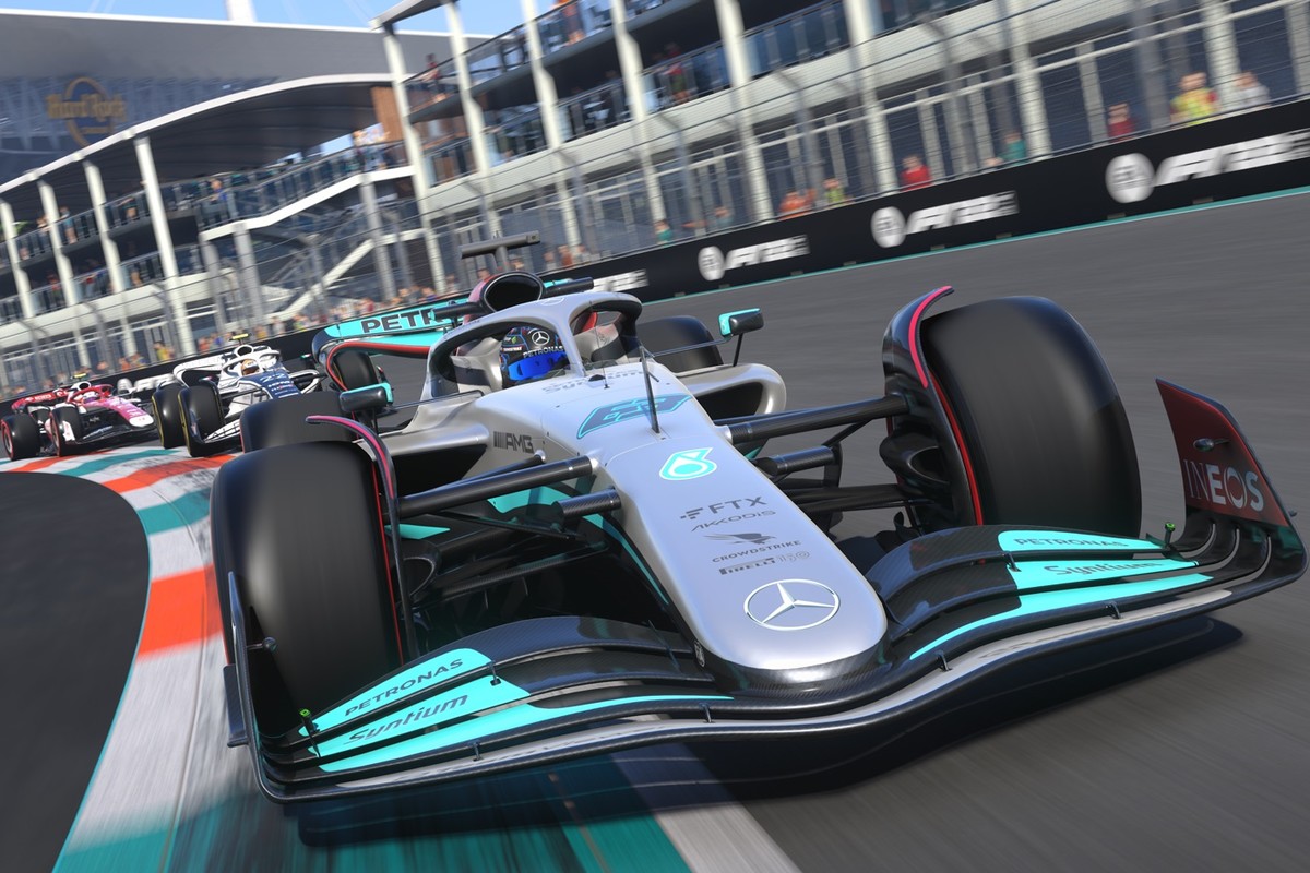 Обложка: скриншот F1 22