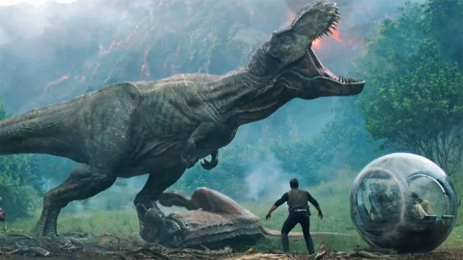 Динозавры в вашей спальне! Новый трейлер «Мира юрского периода 2» с Super Bowl 2018 - изображение обложка