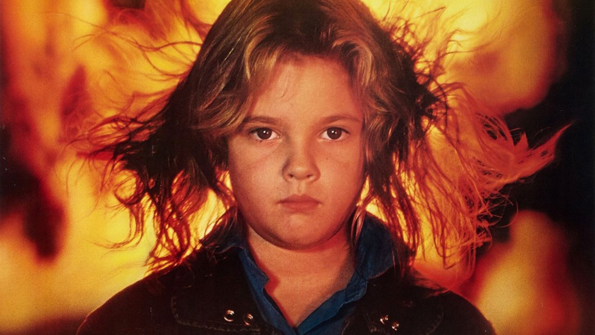 Зак Эфрон снимется в новой экранизации «Воспламеняющей взглядом» Стивена Кинга - изображение обложка