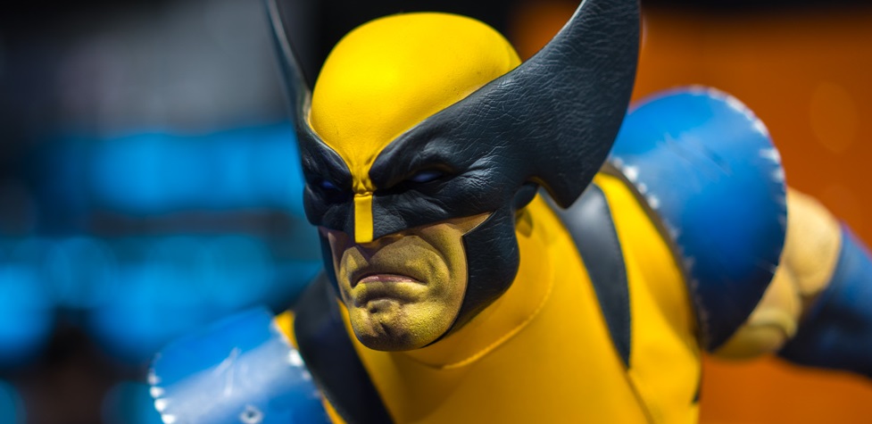 Студия Marvel готовит сериал-антологию про Росомаху из «Людей-Икс» - изображение обложка