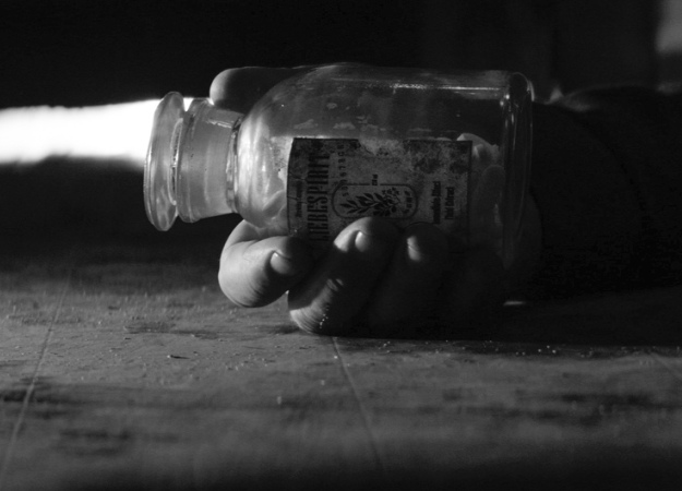 Короткометражка по игре Beholder вышла на YouTube. Посмотреть ее может каждый