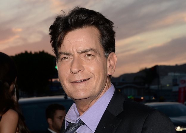 Герои Watch Dogs 2 признаются в любви к Чарли Шину в новом трейлере - изображение обложка