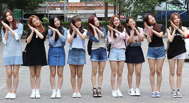 Девушки из группы K-Pop Gugudan сыграют с SKT в League of Legends - изображение обложка