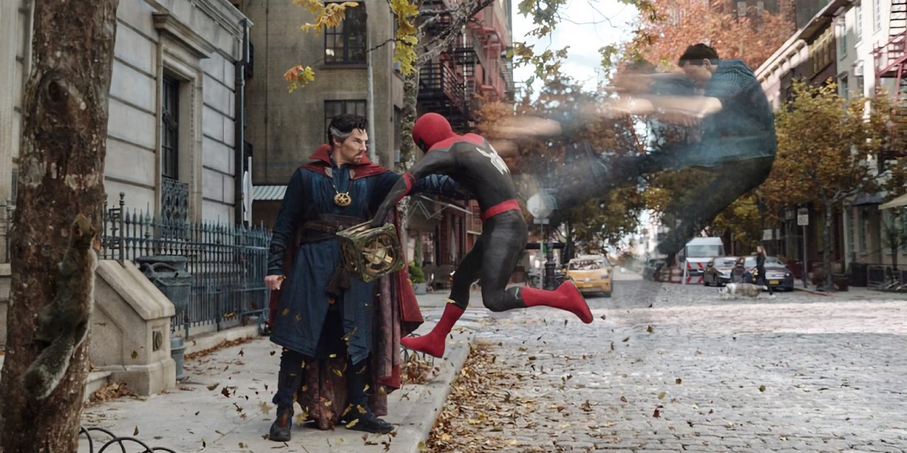 СМИ связали пересъёмки «Доктора Стрэнджа 2» с попыткой расширить мультивселенную - изображение обложка