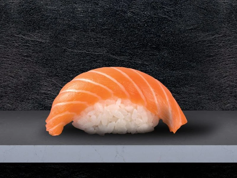Тайваньцы начали менять имена на «лосось» ради бесплатных суши по акции - изображение 1