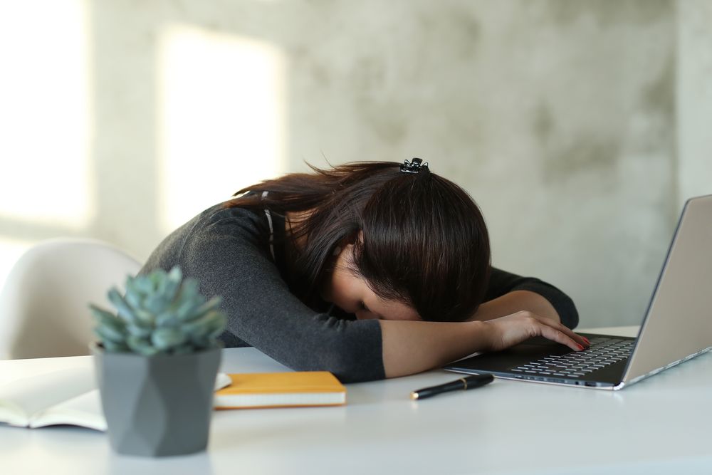 Почему мы устаем от Zoom и как легко с этим справиться - изображение обложка