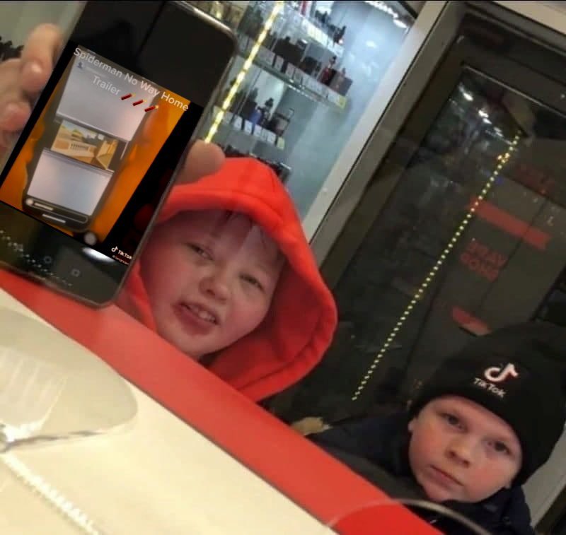 «Кевин Файги идёт к вам»: соцсети отреагировали на слитый трейлер «Человека-паука» - изображение обложка