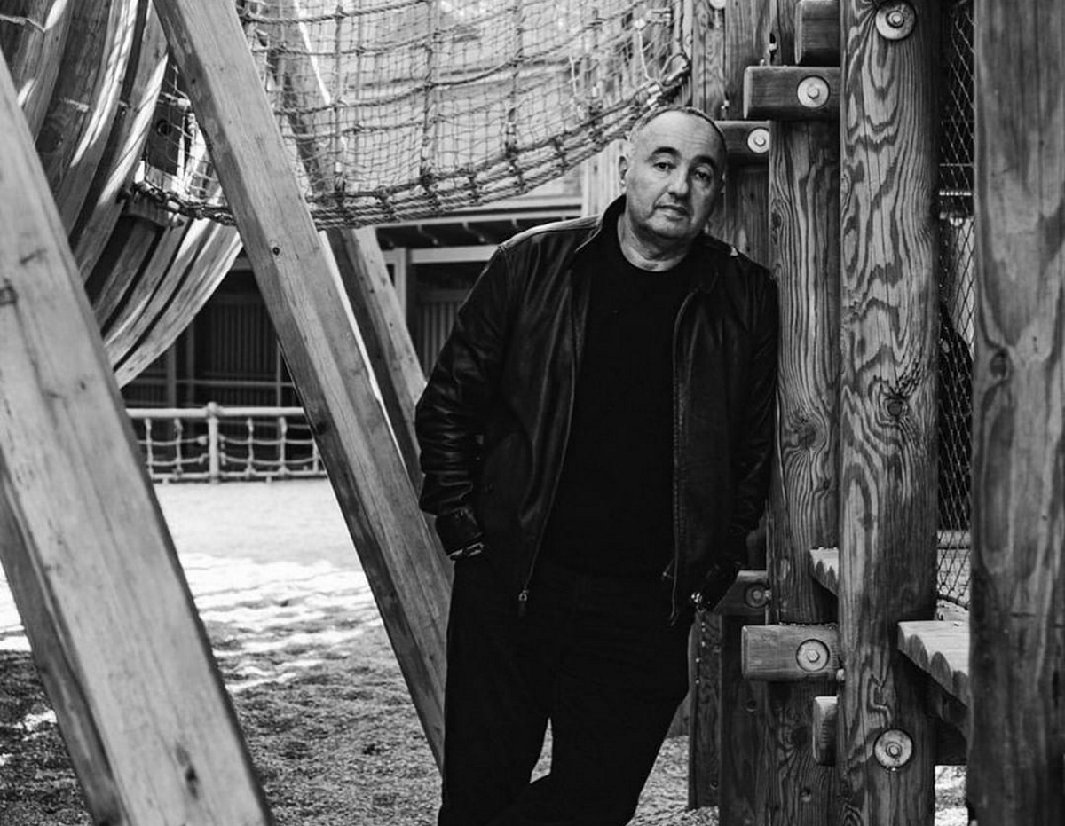 Обложка: фото из соцсетей Александра Роднянского