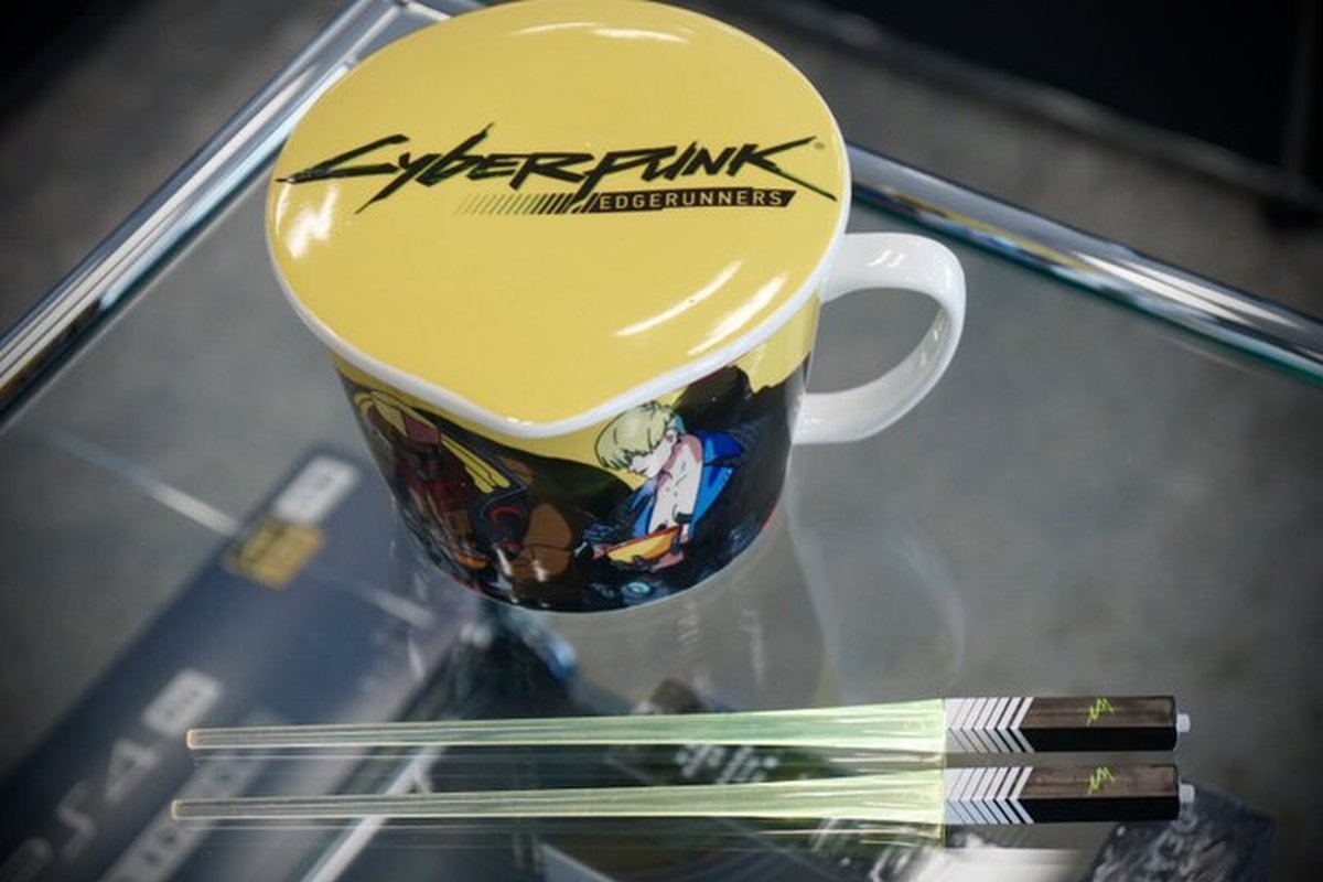 Обложка: Twitter Хидео Кодзимы