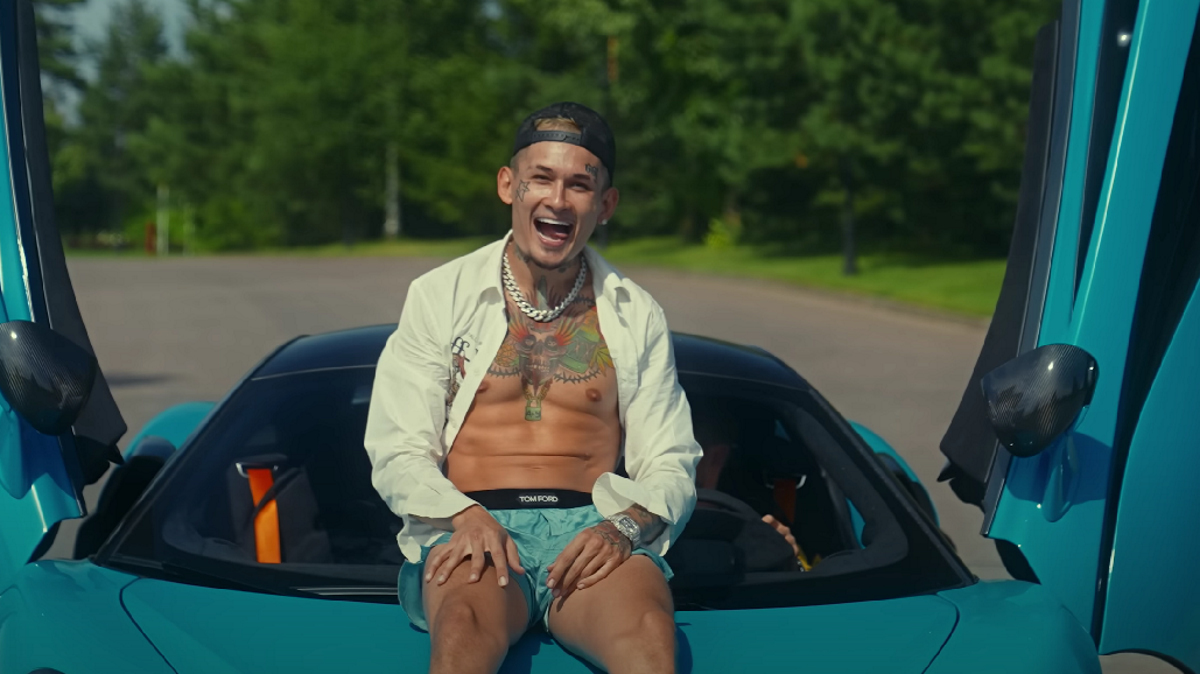 Обложка: кадр из клипа BALANCE // YouTube-канал MORGENSHTERN