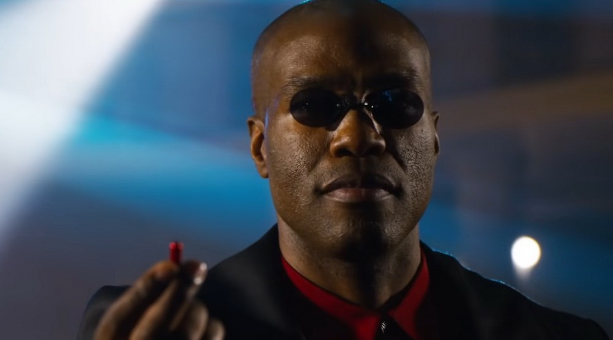 Обложка: Яхья Абдул-Матин II в фильме «Матрица: Воскрешение»